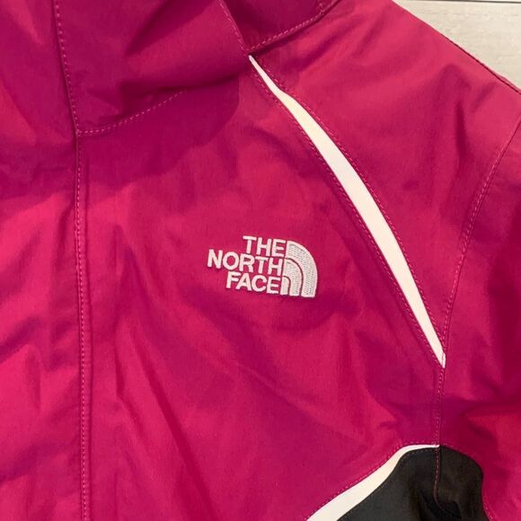 The North Face Kids' Magenta and grey Puffer Jacket size 14/16 large EUC snow - Picture 2 of 14